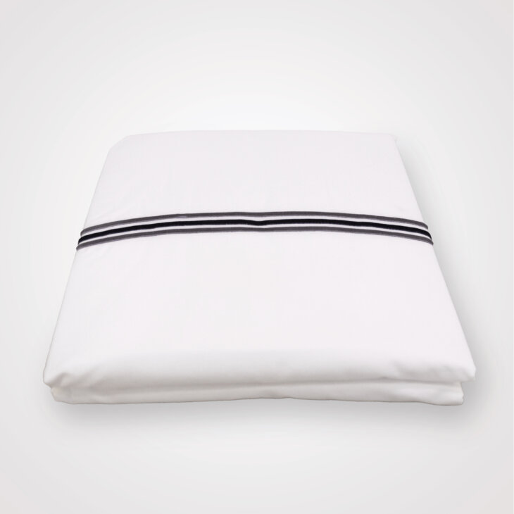 Duvet Cover White W/3 Grey Line Emb. 100% Cotton 200TC - Image 2